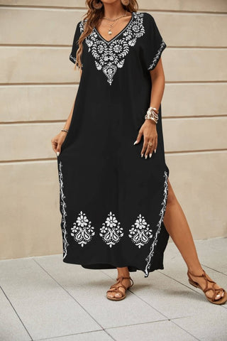 Curvy V - Neck Embroidered Kaftan - Bsubseach