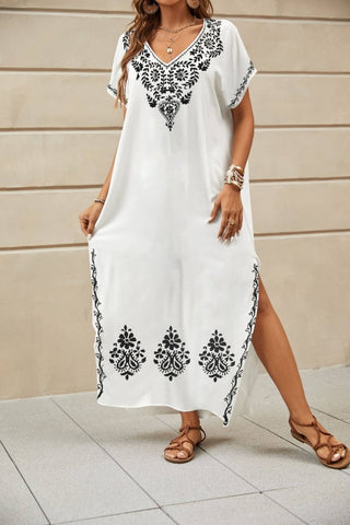 Curvy V - Neck Embroidered Kaftan - Bsubseach