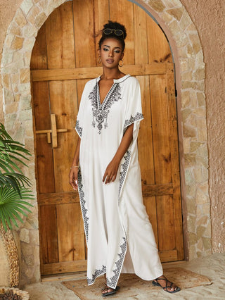 V Neck Embroided Plus Size Kaftan Cover Up - Bsubseach