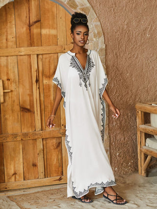 V Neck Embroided Plus Size Kaftan Cover Up - Bsubseach